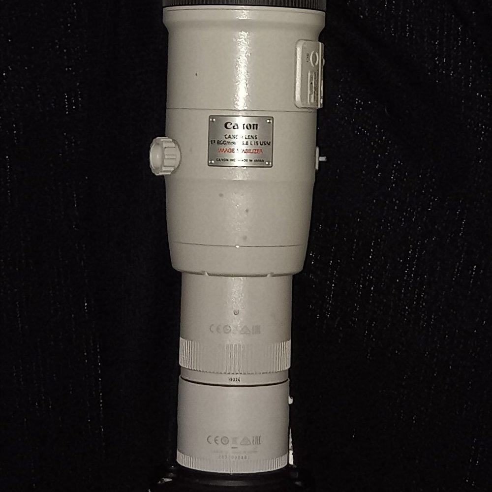 CANNON -ULTRASONIC- EF800mm 1:5.6L IS USM -IMAGE STABILIZER- LENS -size18.1in.